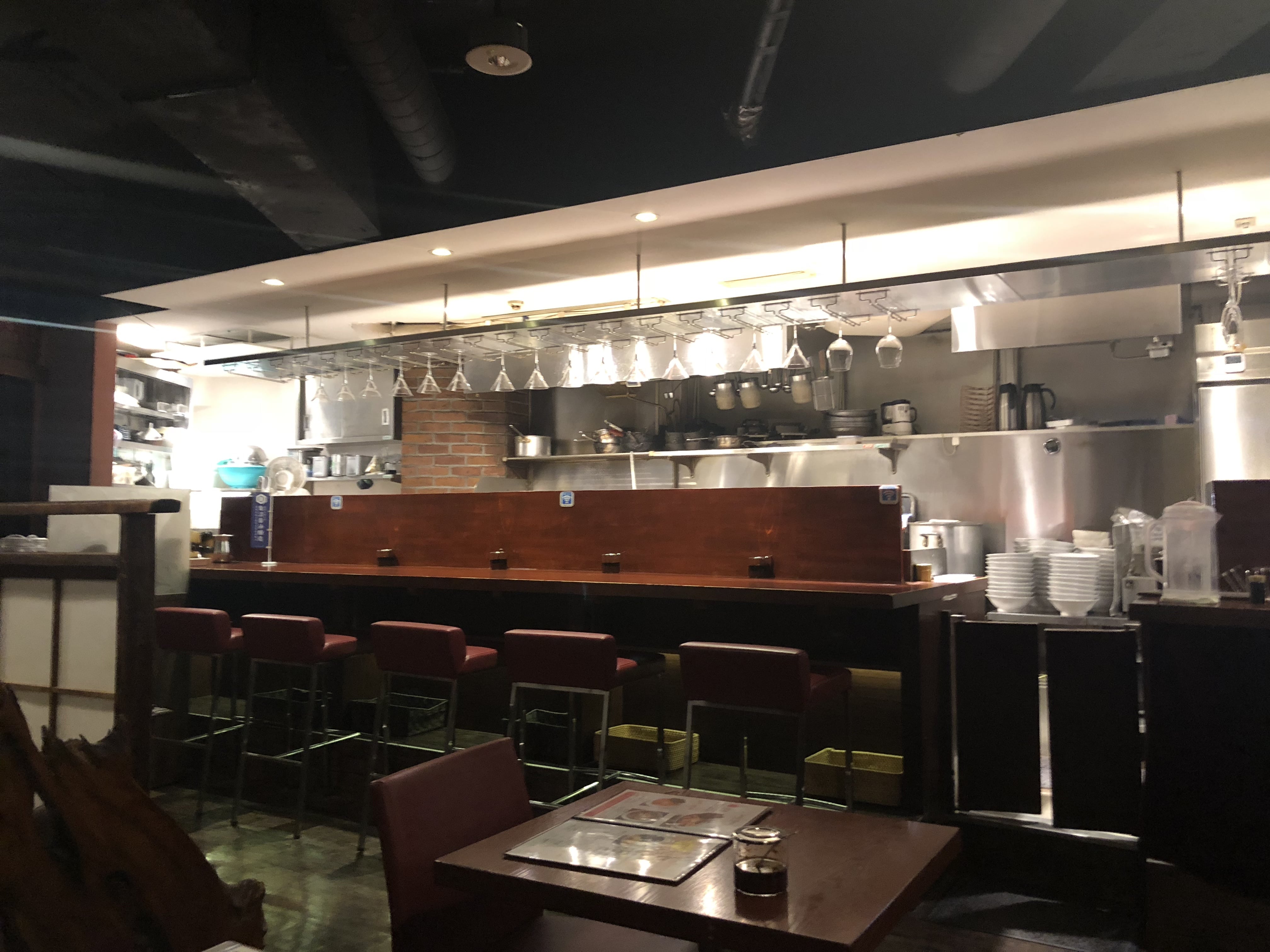 楽観 六本木 店内