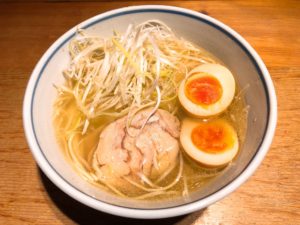 京都の老舗お蕎麦屋さんが作り出す超あっさり塩ラーメン『あっさり鶏そば』＠そば処　為治郎【東京】