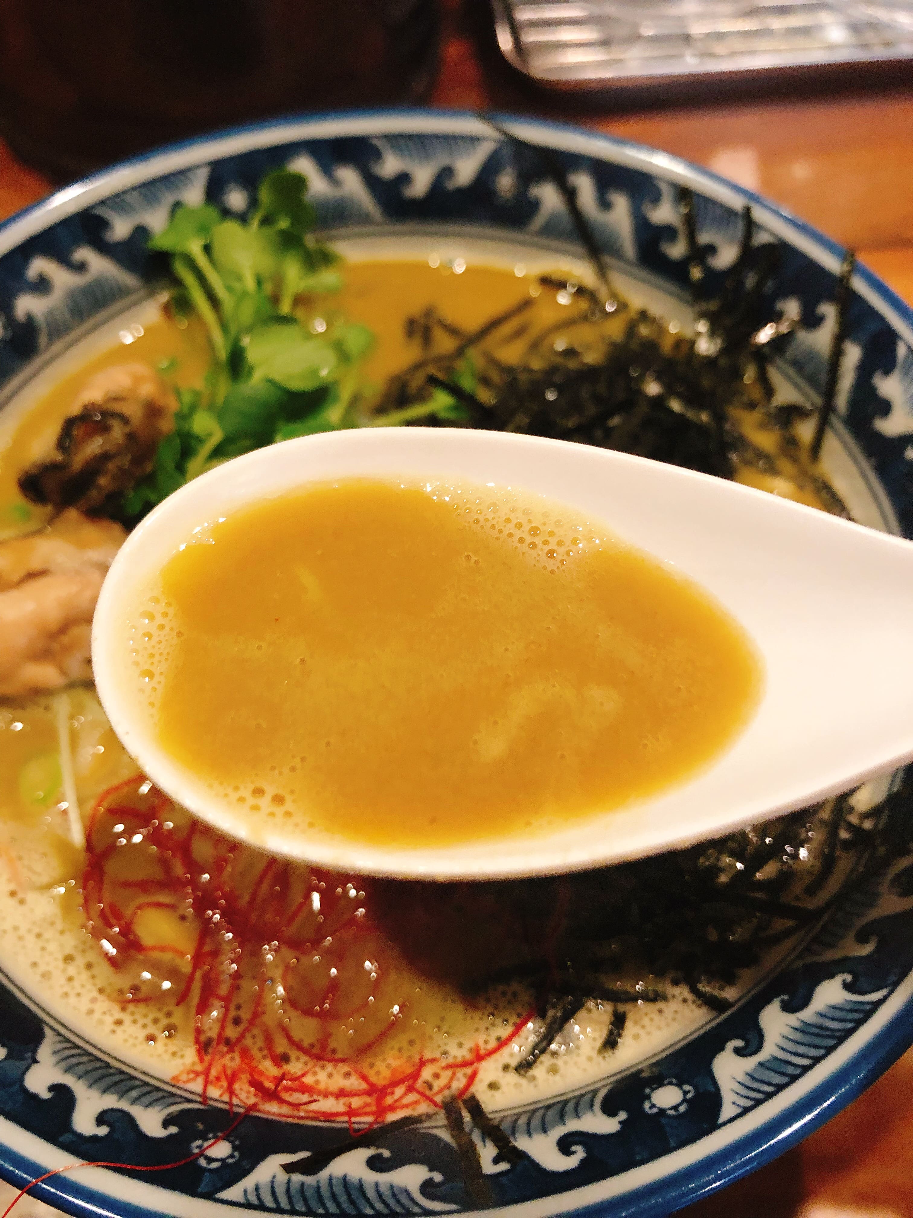 牡蠣・拉麺　スープ