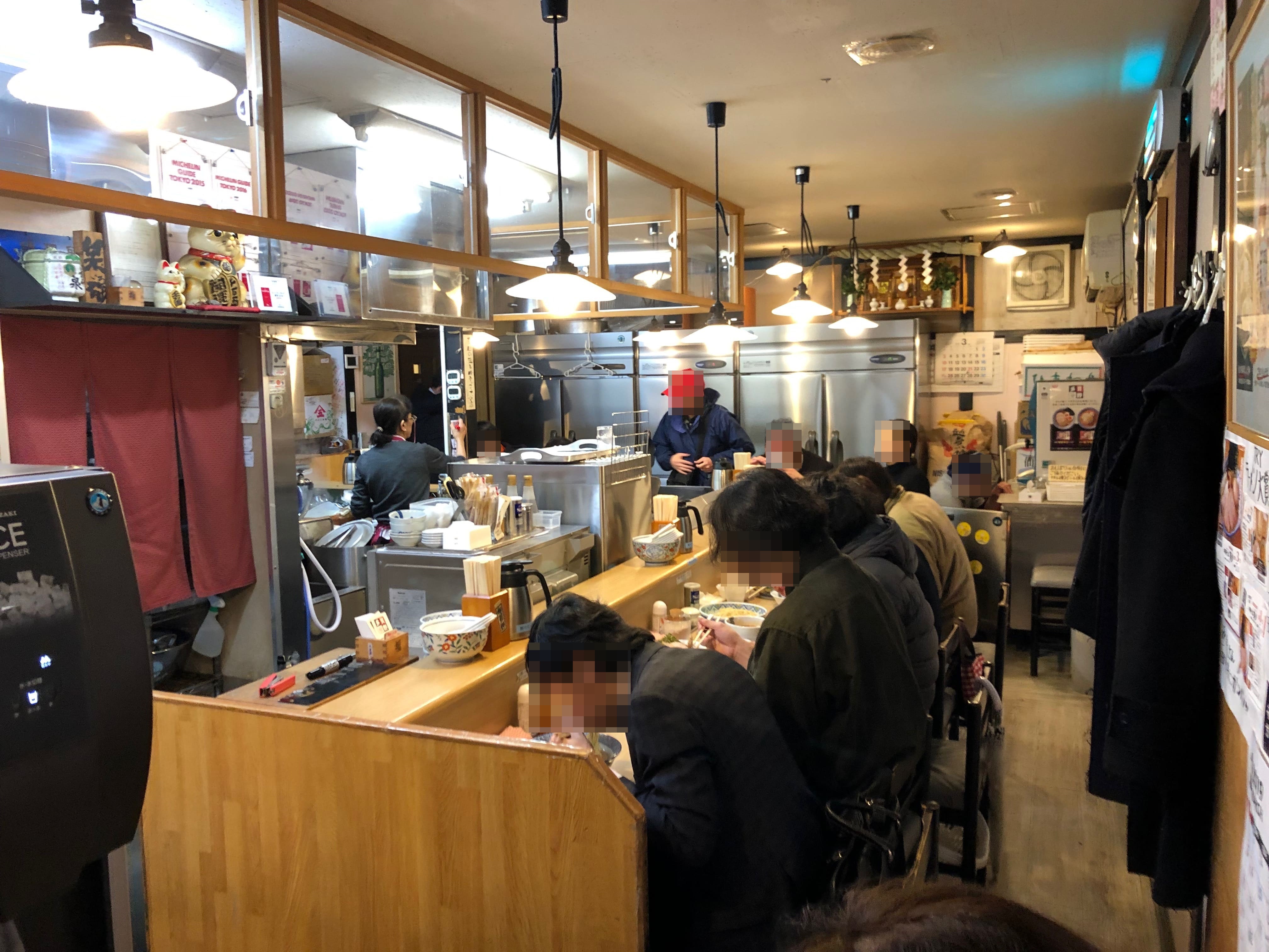 中華そば多賀野　店内